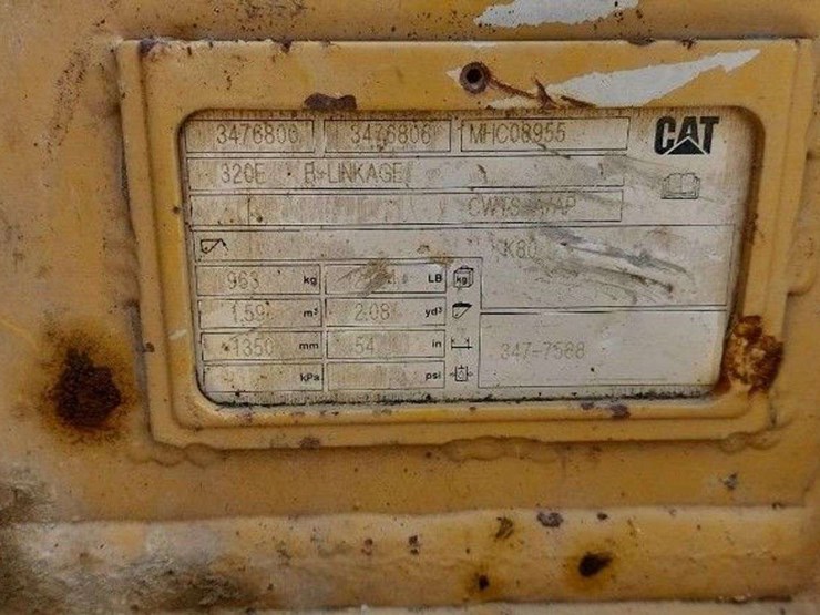 2019-caterpillar-325f-image-8