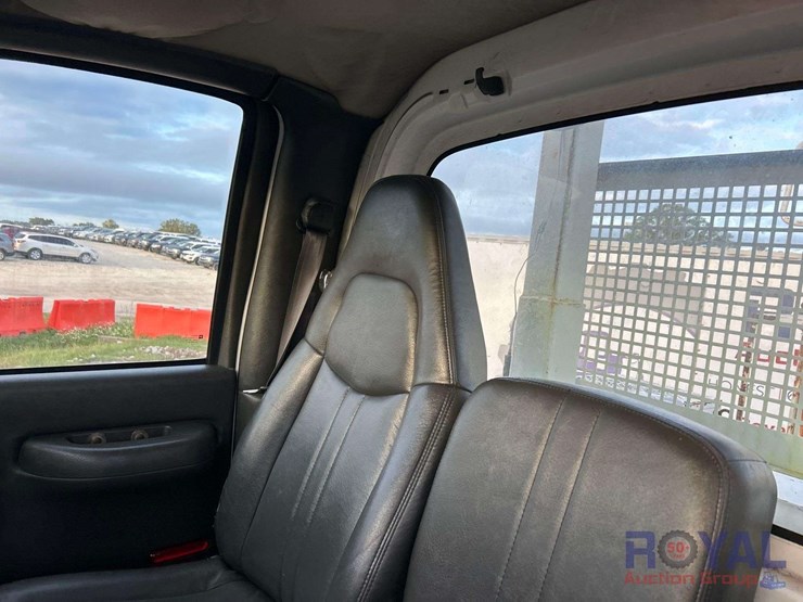 2006-altec-dm47-image-17