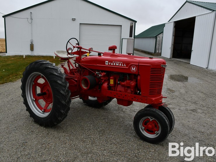 1951-farmall-m-2wd-tractor-image-3
