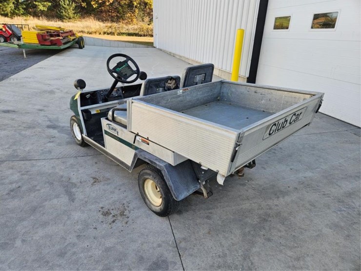 #2481-•-club-car-turf-truck-golf-cart-image-3
