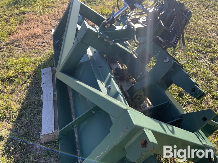 art’s-way-center-piece-for-land-plane-image-14