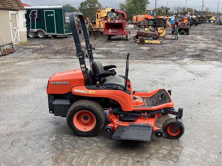 2015-kubota-zd221-image-5