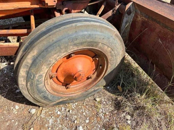 case-930-tractor-w/-8’-blade,-tree-shear-image-6