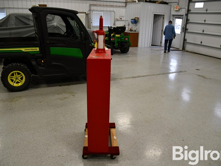 standard-oil-company-oil-tank-image-8