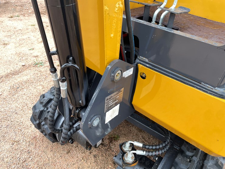 #1795-•-agt-qk18r-mini-excavator-image-19