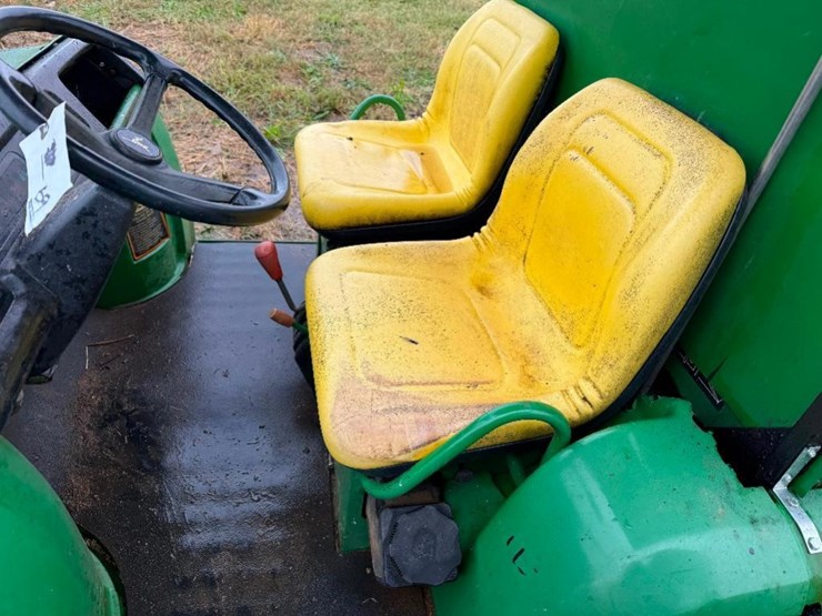 john-deere-gator-image-9
