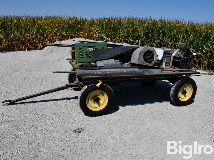 hayrack-w/contents-image-1