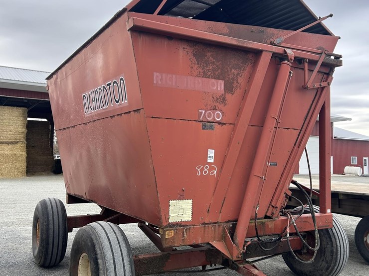 richardton-700-image-1