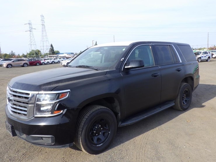 2020-chevrolet-tahoe-image-1