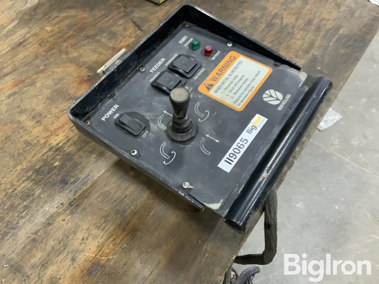 new-holland-corn-chopper-monitor-image-3