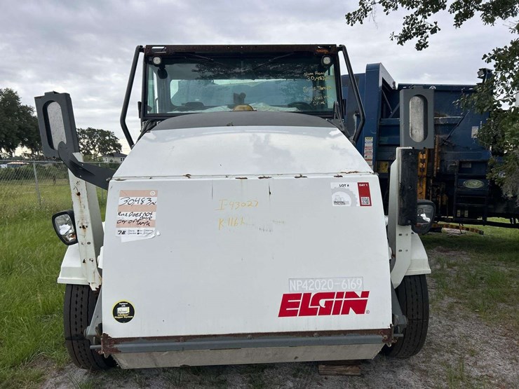 elgin-pelican-image-17