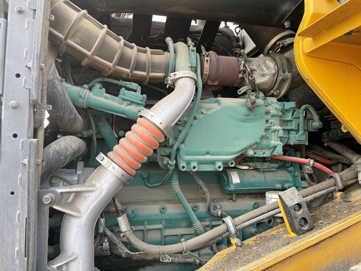 2015-volvo-l70h-image-94