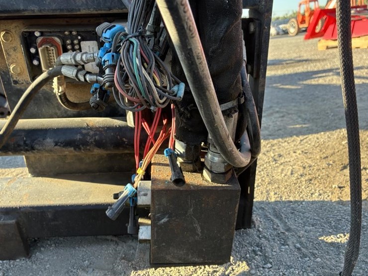 2020-coneqtec-universal-ap600hd-cold-planer-24"-image-6