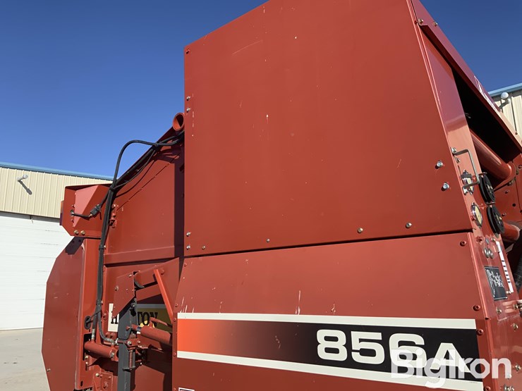2001-hesston-856a-image-15