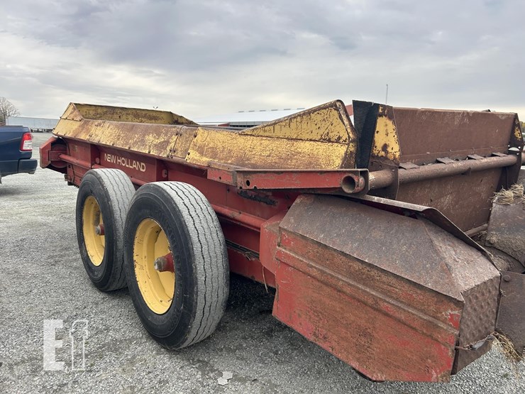 new-holland-185-image-11