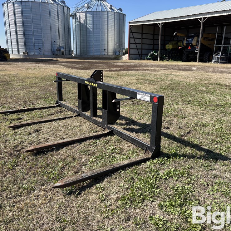 Winkel 3-Pt Bale Mover