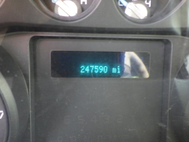 2015-ford-f350-image-15