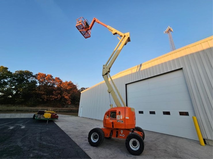 2003-jlg-450a-image-11