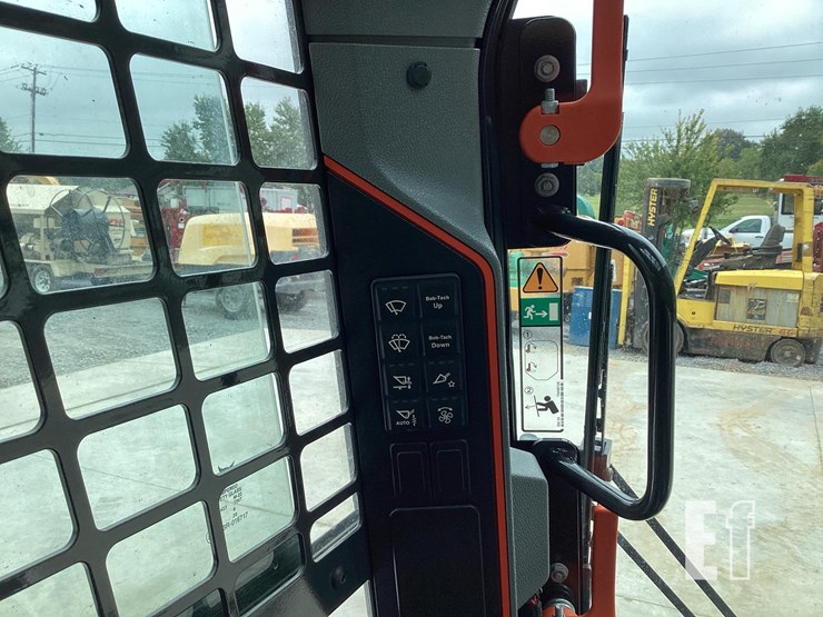 2021-bobcat-s66-image-16