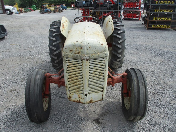 ferguson-to20-image-6