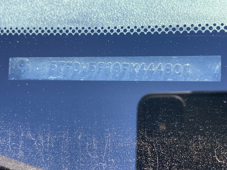 2015-toyota-tundra-sr5-image-41