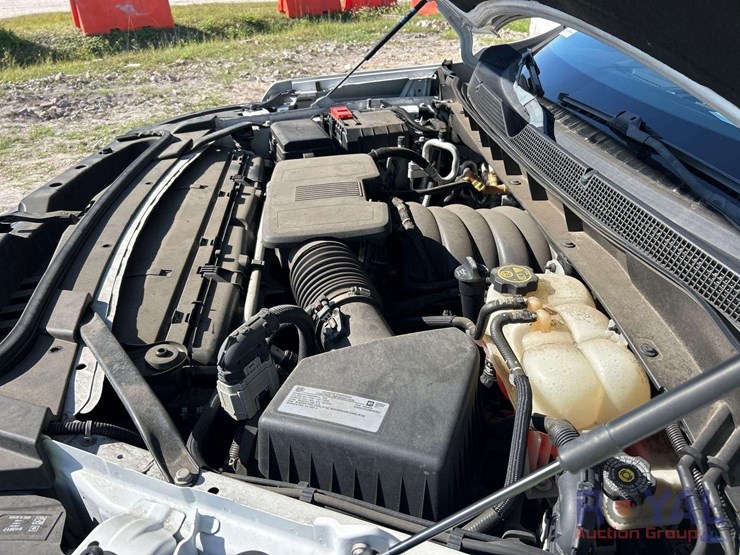 2021-chevrolet-tahoe-image-8