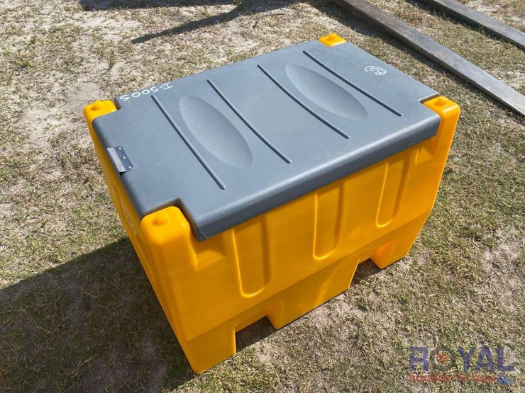 poly-fuel-tank-with-electric-pump-image-4