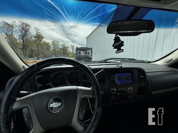 2007-chevrolet-silverado-1500-lt-image-2