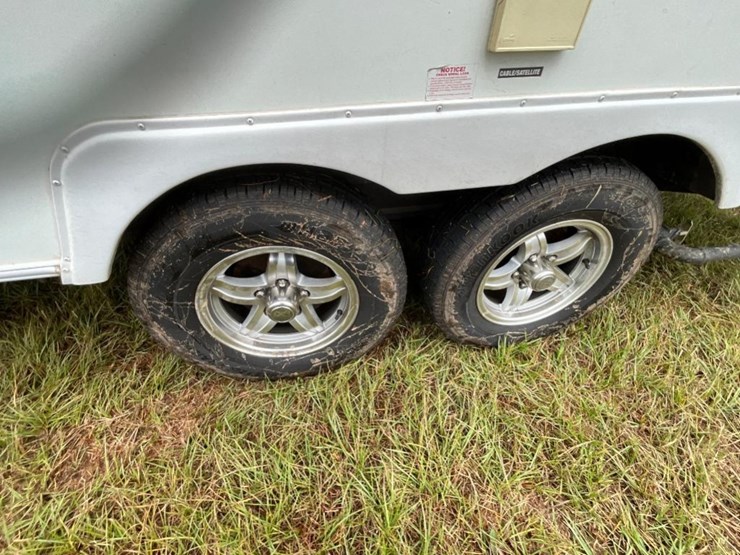 2015-forest-river-flagstaff-microlite-camper-image-8