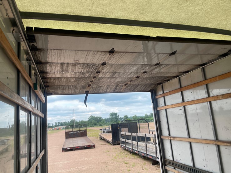 #3326-•-26’6”-van-box-image-10