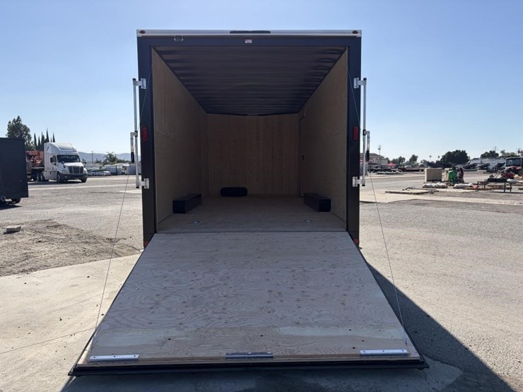 2026-southland-larct52-822v-86-t/a-enclosed-traile-image-6