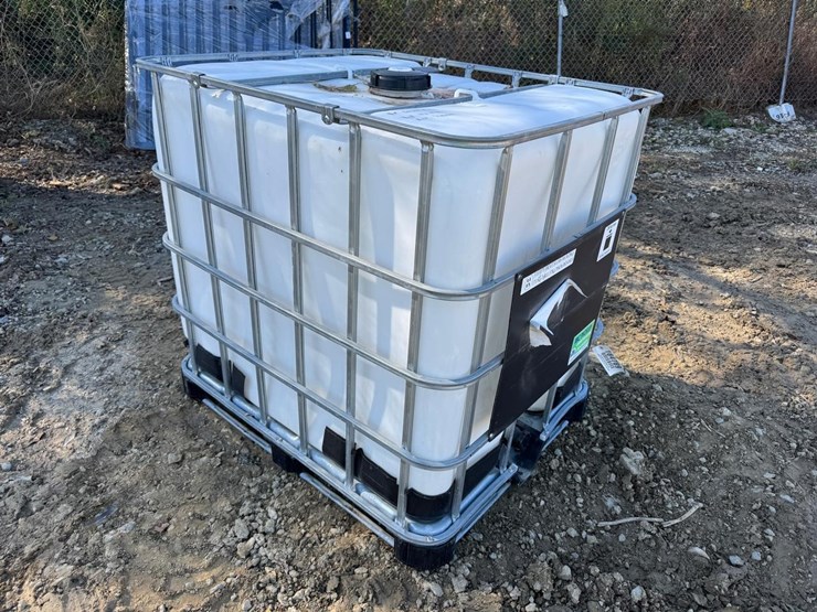 water-tank-tote-image-4