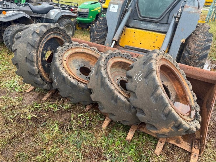 new-holland-ls185b-image-8