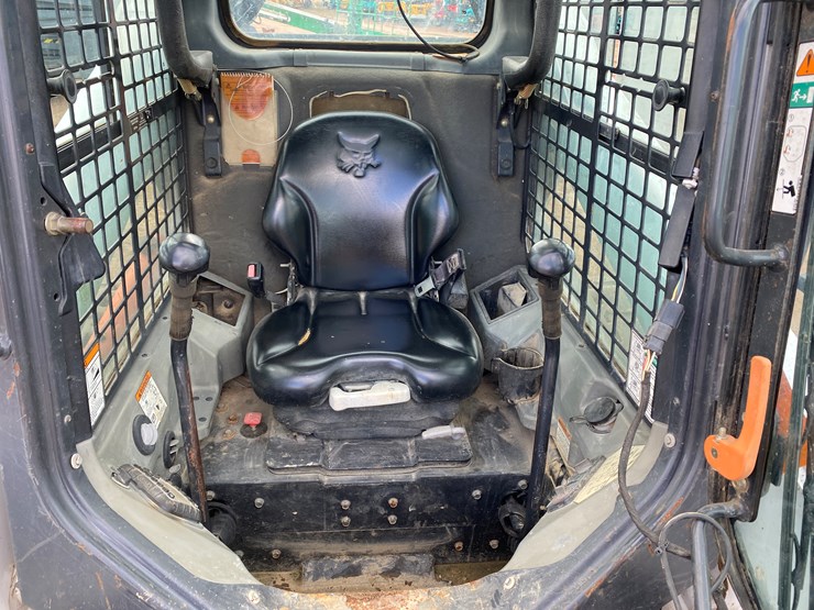 2014-bobcat-t650-image-22