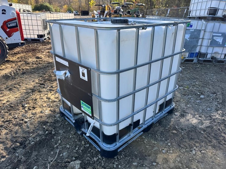 water-tank-tote-image-1