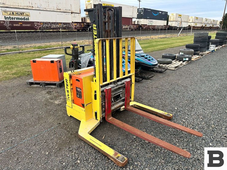 hyster-w30xta-electric-forklift-image-7