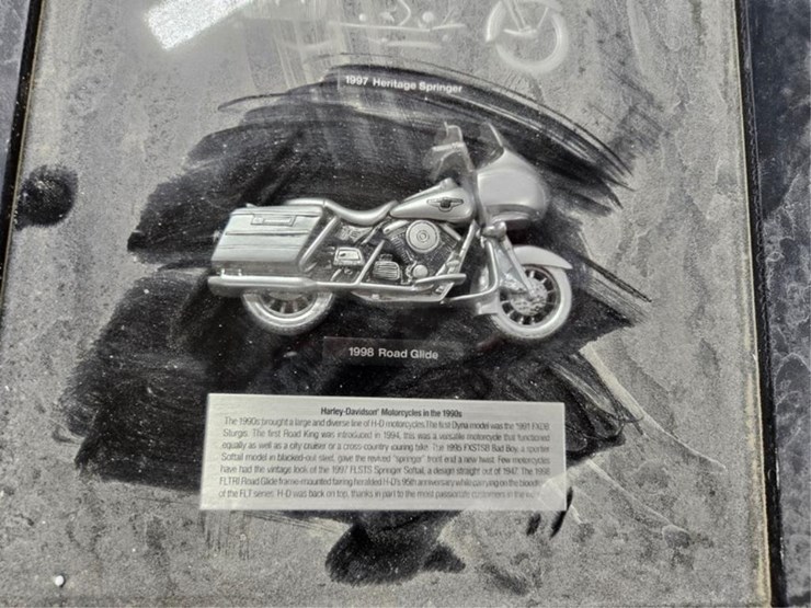 #2502-•-harley-davidson-motorcycle-wall-art-image-3