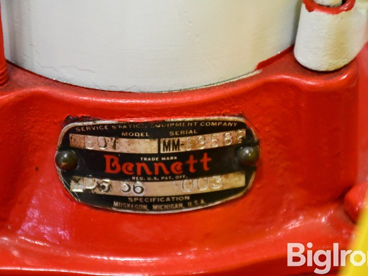 standard-oil-company-oil-tank-image-12