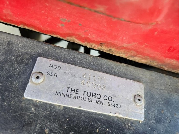 #2525-•-toro-1100-sprayer-image-42