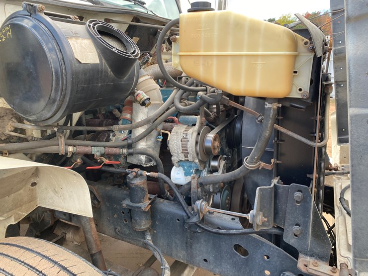 1999-international-4900-image-53