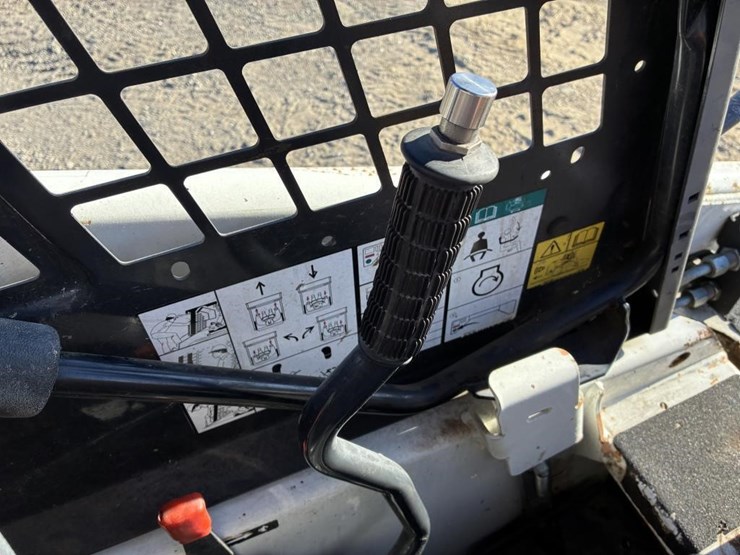 2021-bobcat-s70-image-14