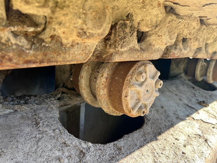 volvo-ec160-image-24