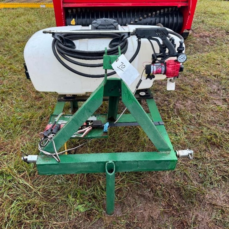 3PT BOOM SPRAYER W/25 GAL TANK