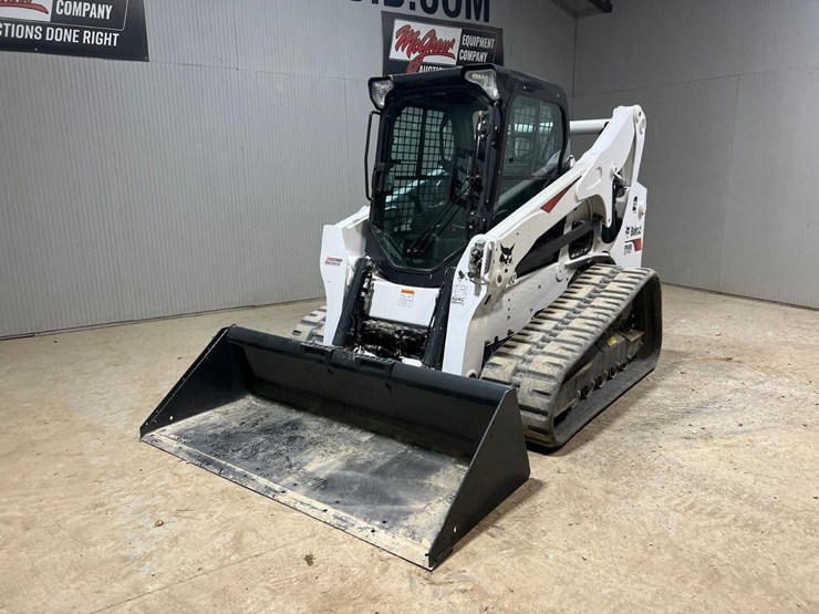 2023-bobcat-t740-image-2