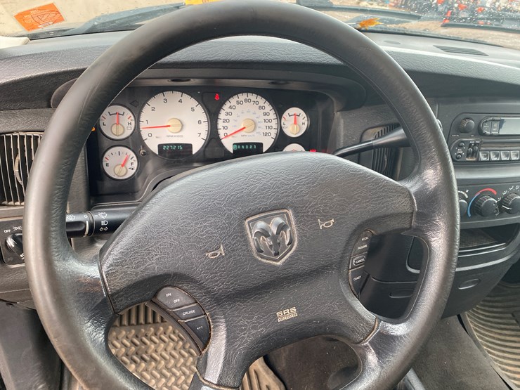 2003-dodge-ram-3500-image-21