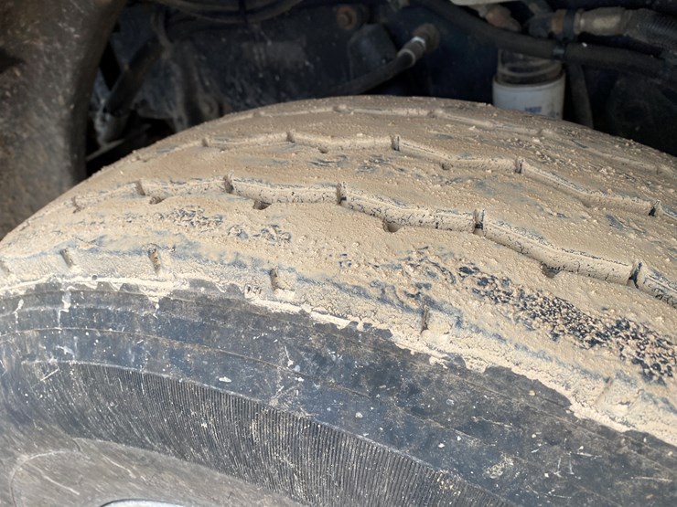 peterbilt-357-image-14