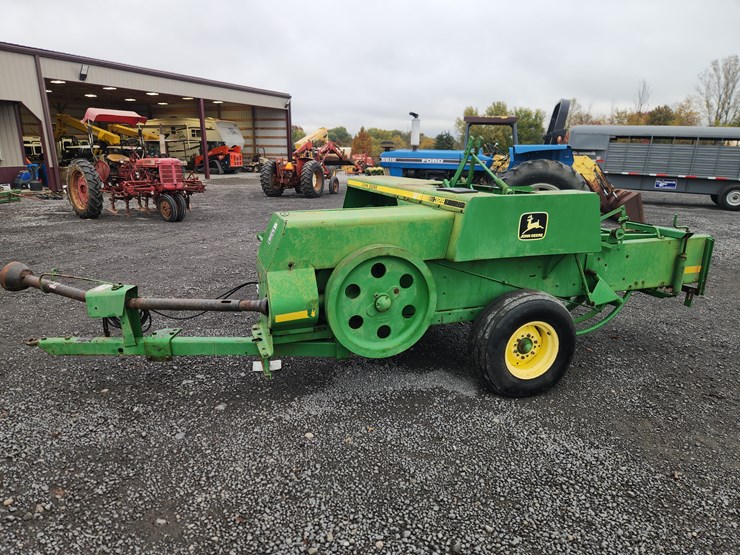 john-deere-328-image-9