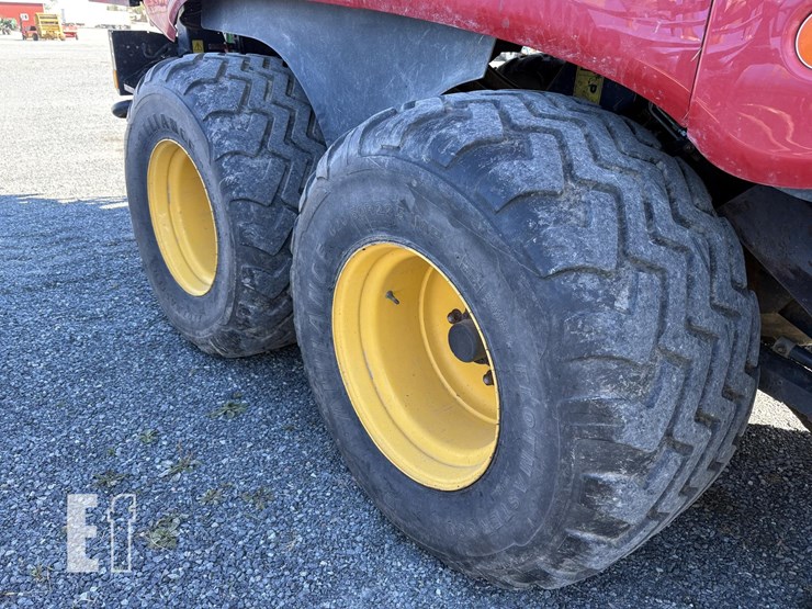 2015-new-holland-big-baler-330-image-9