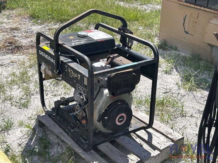 1992-generac-yanmar-5000watt-heavy-duty-diesel-generator-image-1