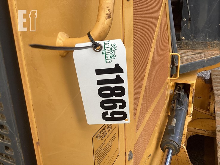 2017-deere-550k-lgp-image-22